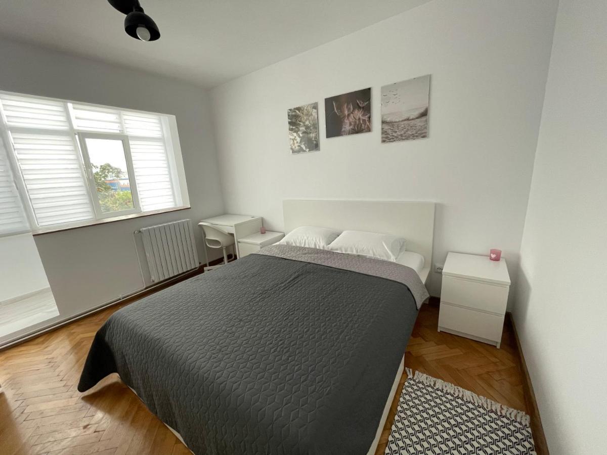 Apartament De Lux Semicentral Iasi Esterno foto