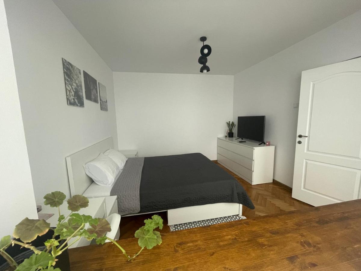Apartament De Lux Semicentral Iasi Esterno foto